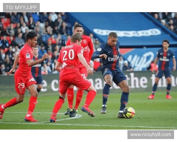 法甲防守核心球员评价：谁是最值得信赖的后卫？