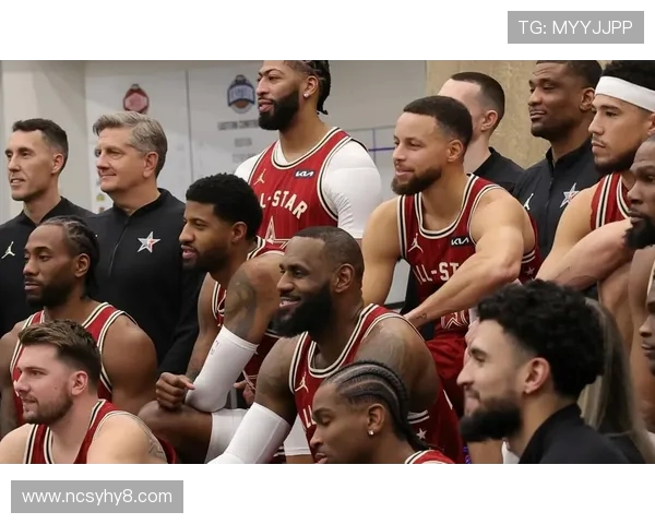2018年NBA全明星赛东西部对阵名单公布，詹姆斯库里分别领衔两队